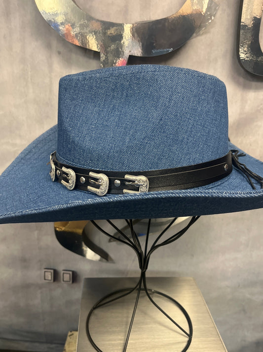 DENIIM BUCKLE HAT