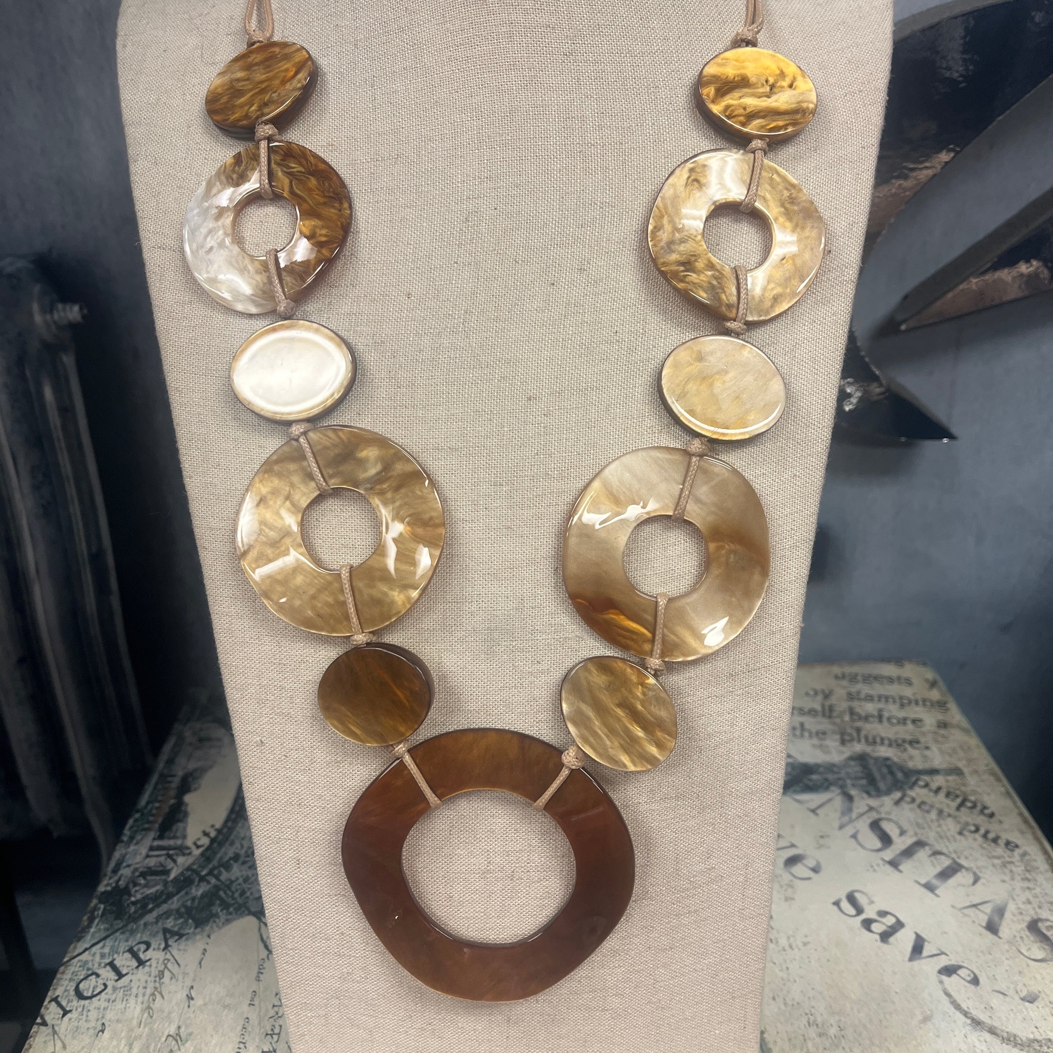 Acrylic Circle Necklace