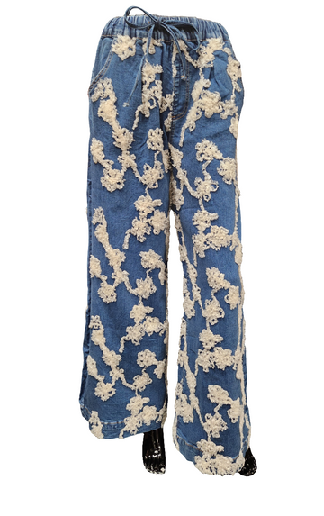 WIDE LEG DENIMS W/EMBROIDARY