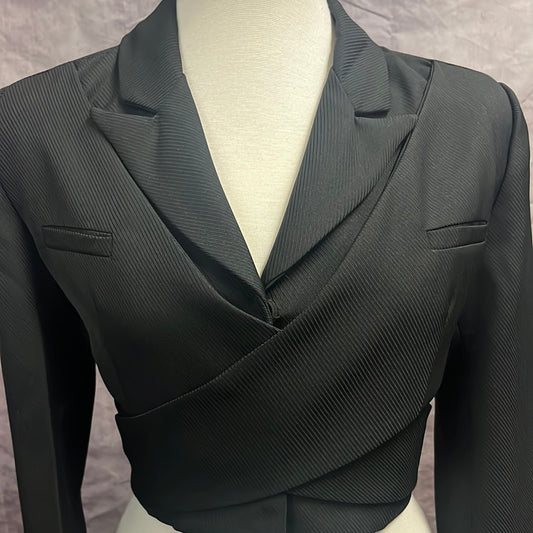 Tuxedo Style Crop Blazer