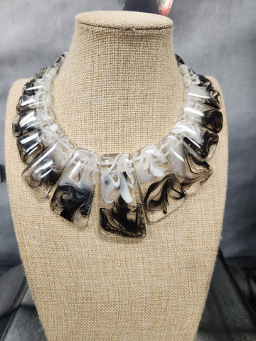 Black/White Necklace Set